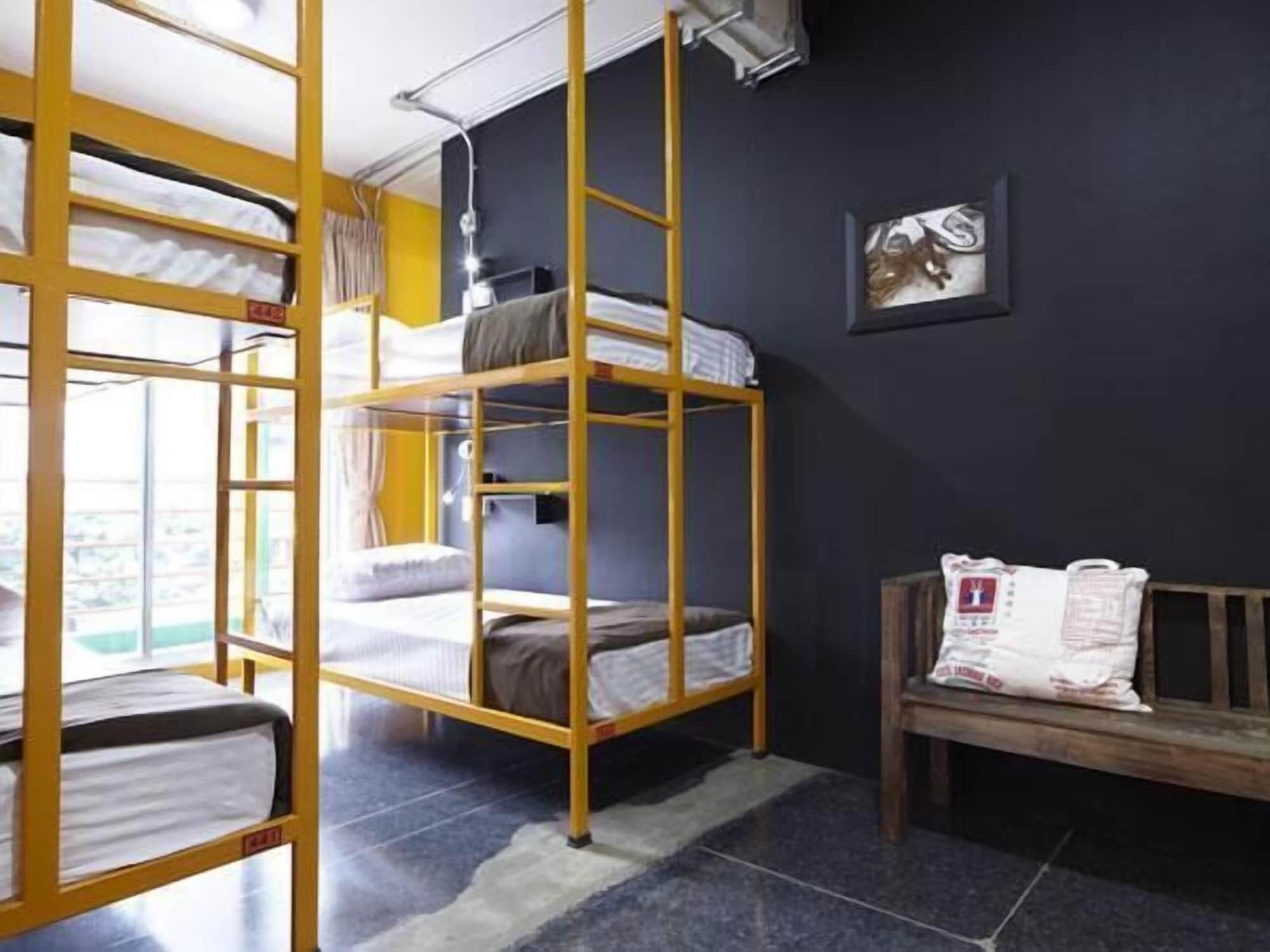 Silom Art Hostel Bangkok