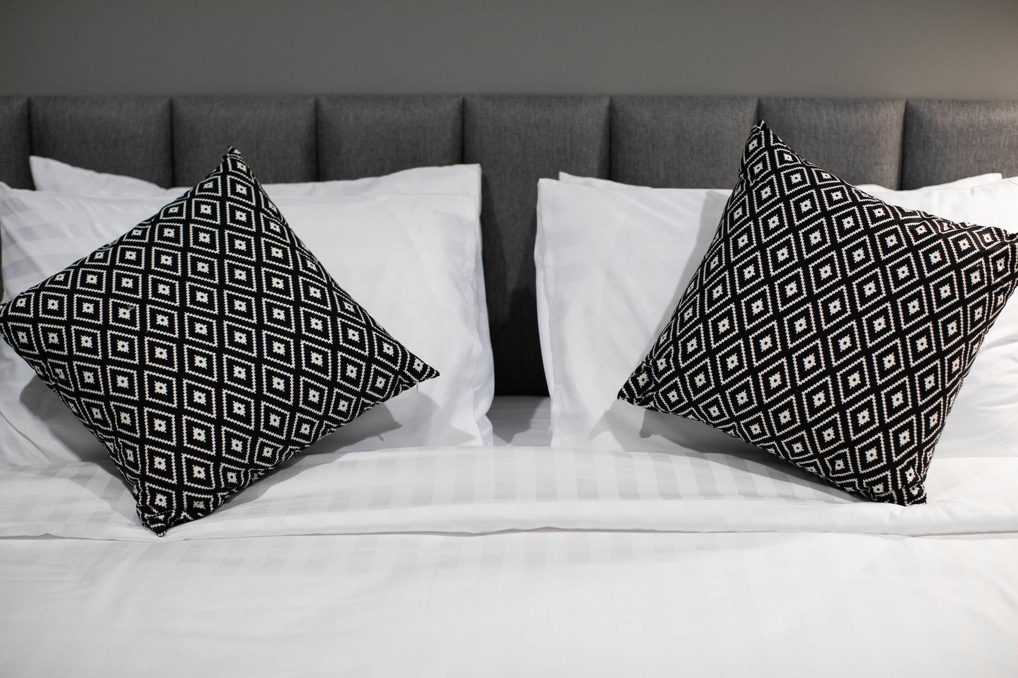 Kowtha Rivertel Hotel