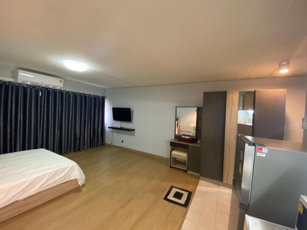 Impact Popular Comdominium Homestay