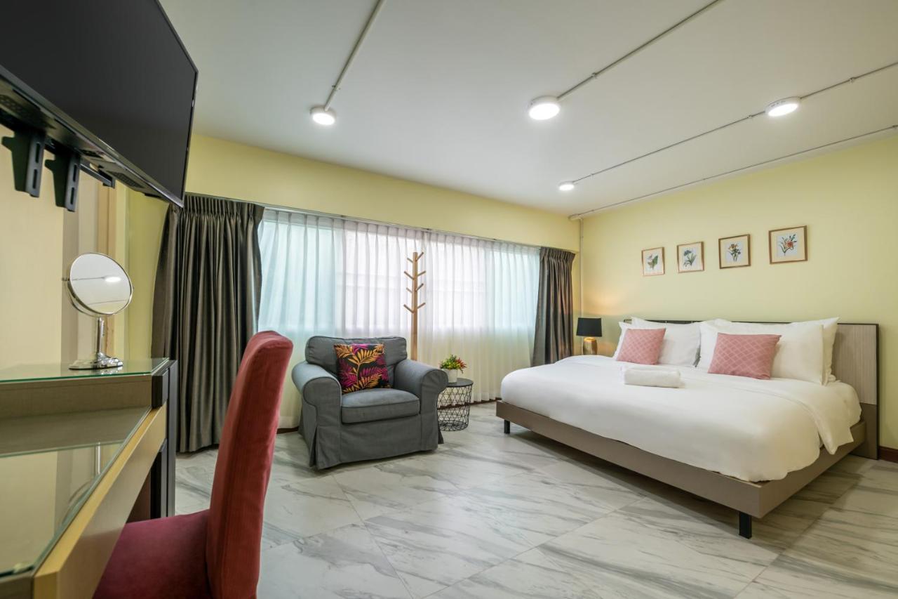Pousada At Four-6 Bed, Center, Nana Bts, Mbk, World, Siam