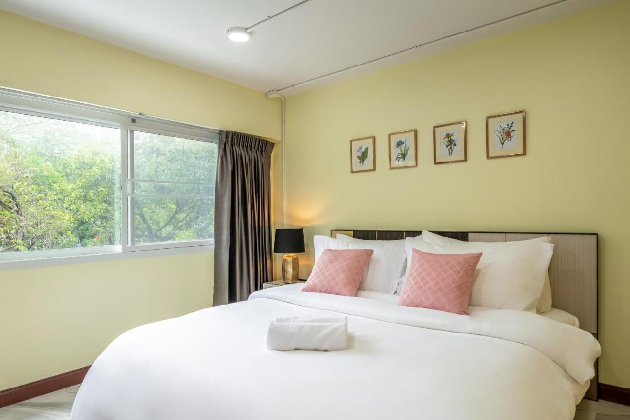 At Four-6 Bed, Center, Nana Bts, Mbk, World, Siam Vila