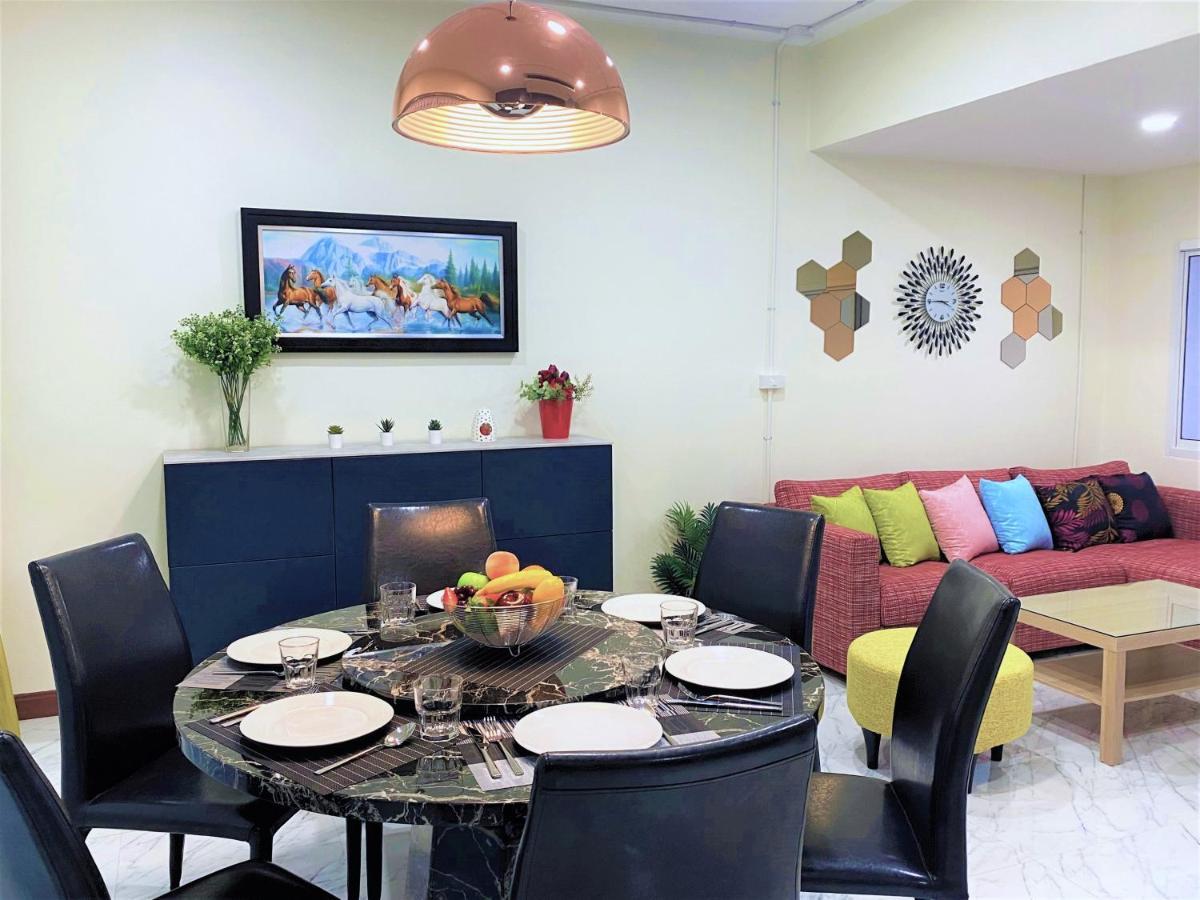 Pousada At Four-6 Bed, Center, Nana Bts, Mbk, World, Siam