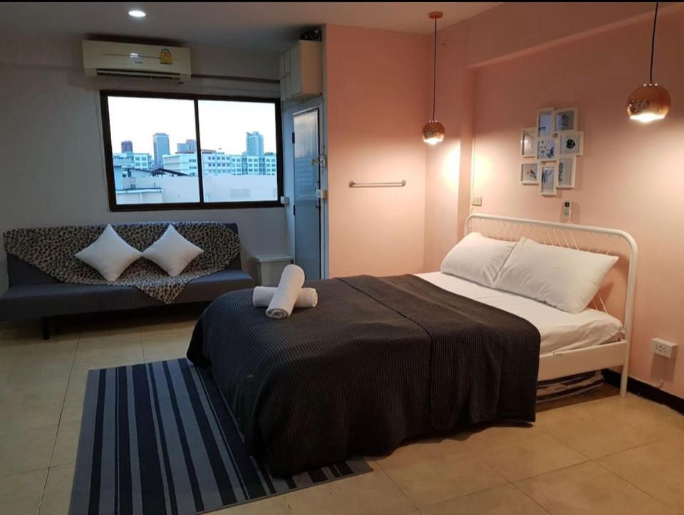Sweet Honey Tossed Private Apartment Bangkok