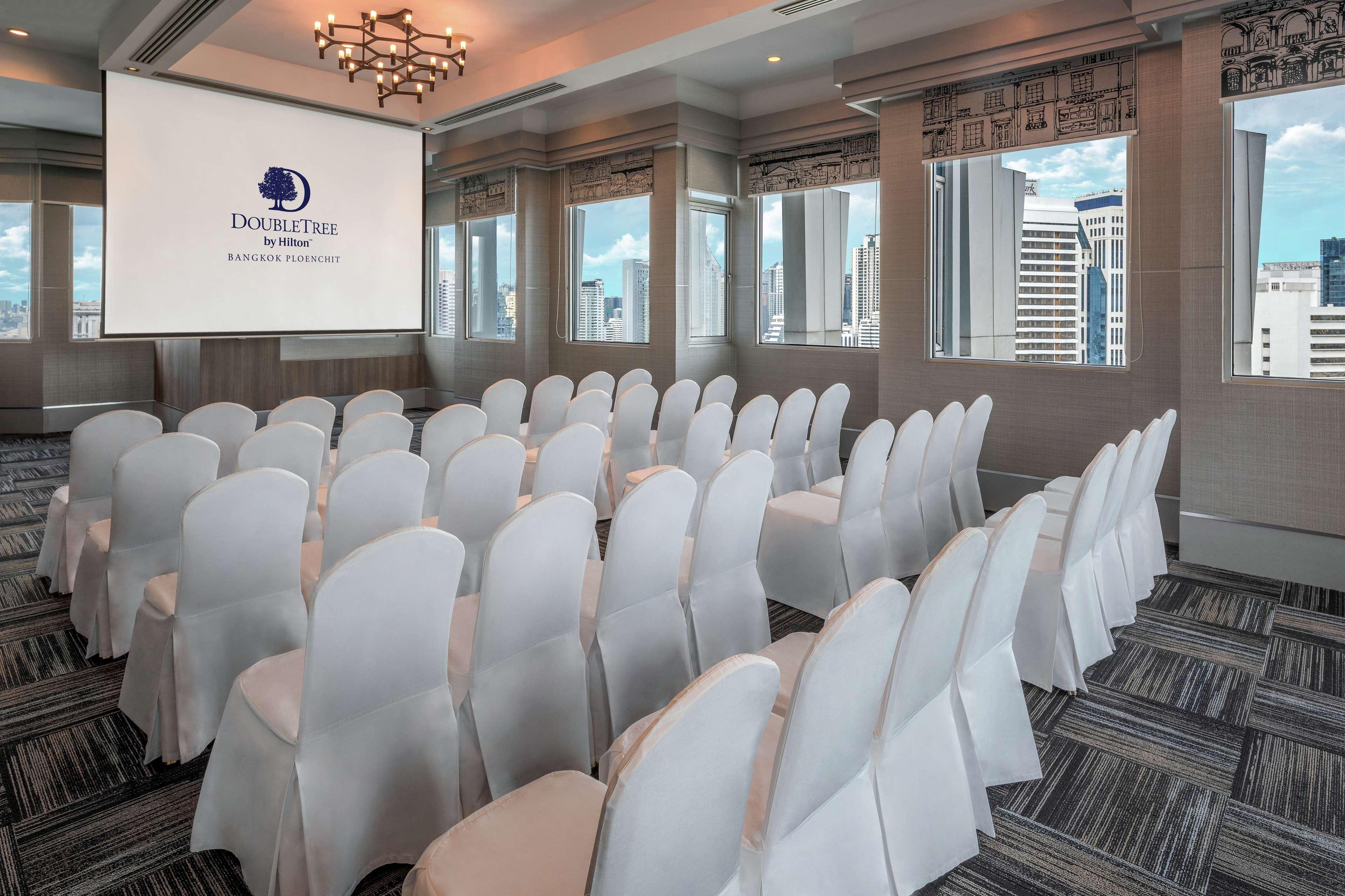 Doubletree By Hilton Ploenchit Hotel Bangkok