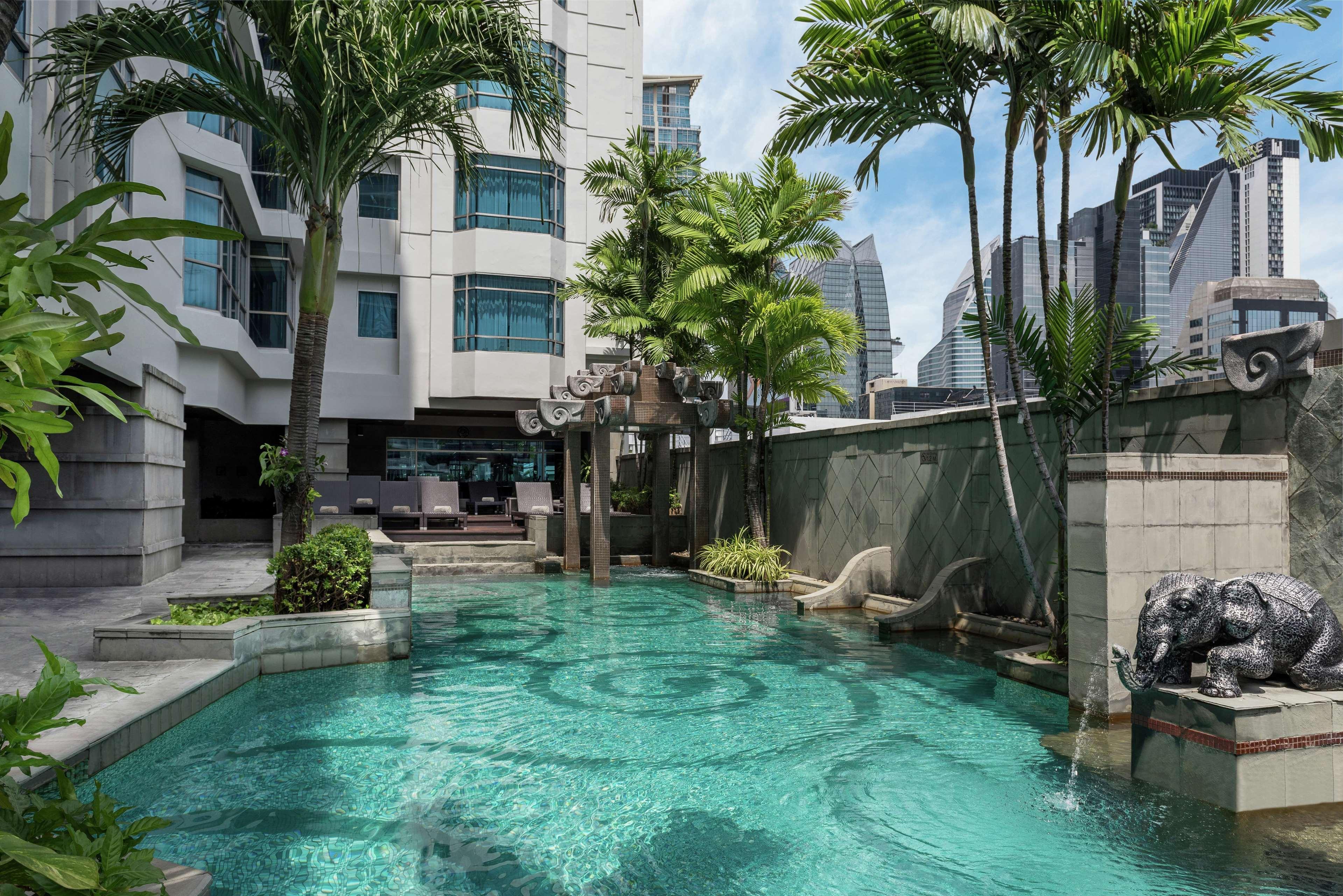 Doubletree By Hilton Ploenchit