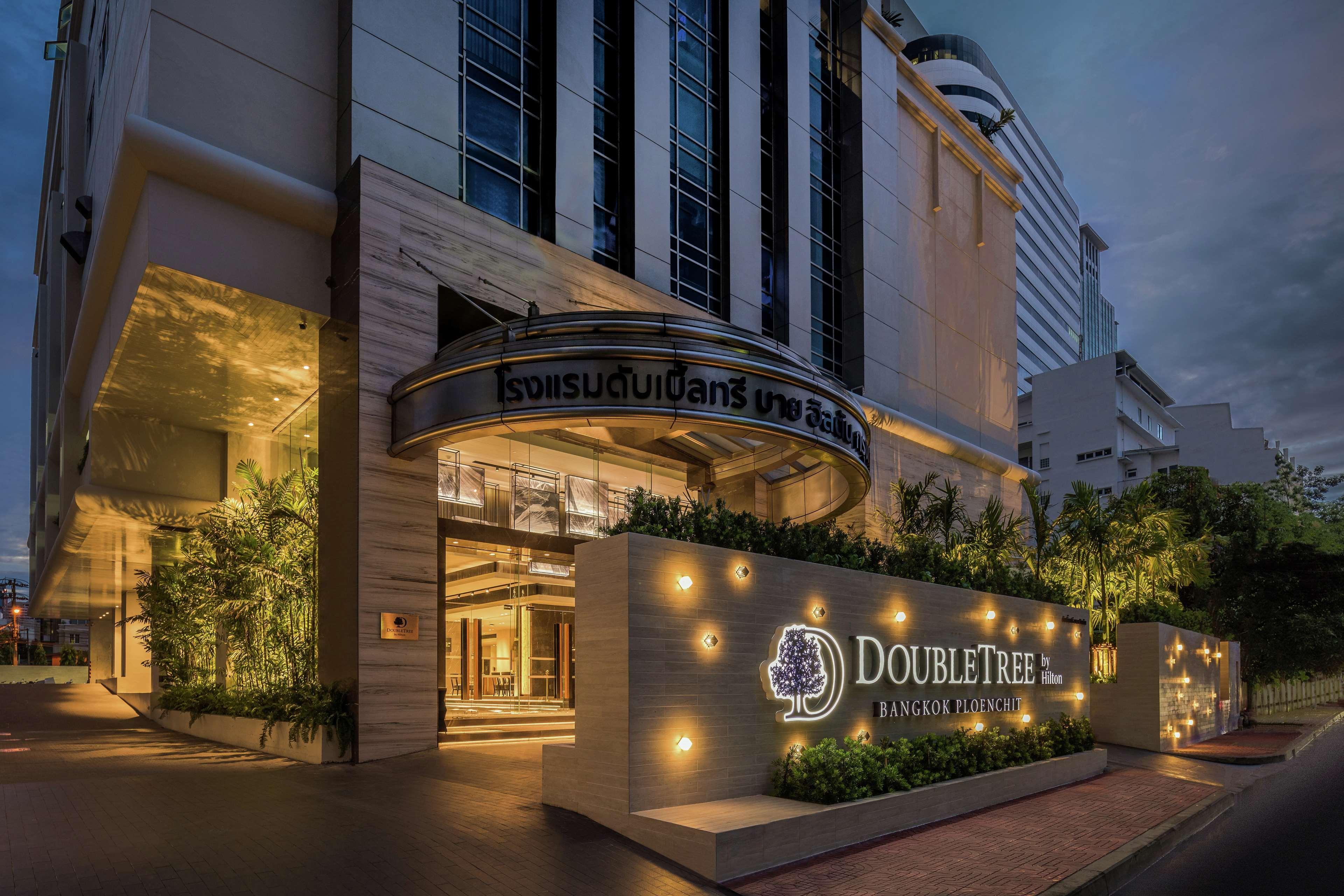 Doubletree By Hilton Ploenchit Hotel 4*