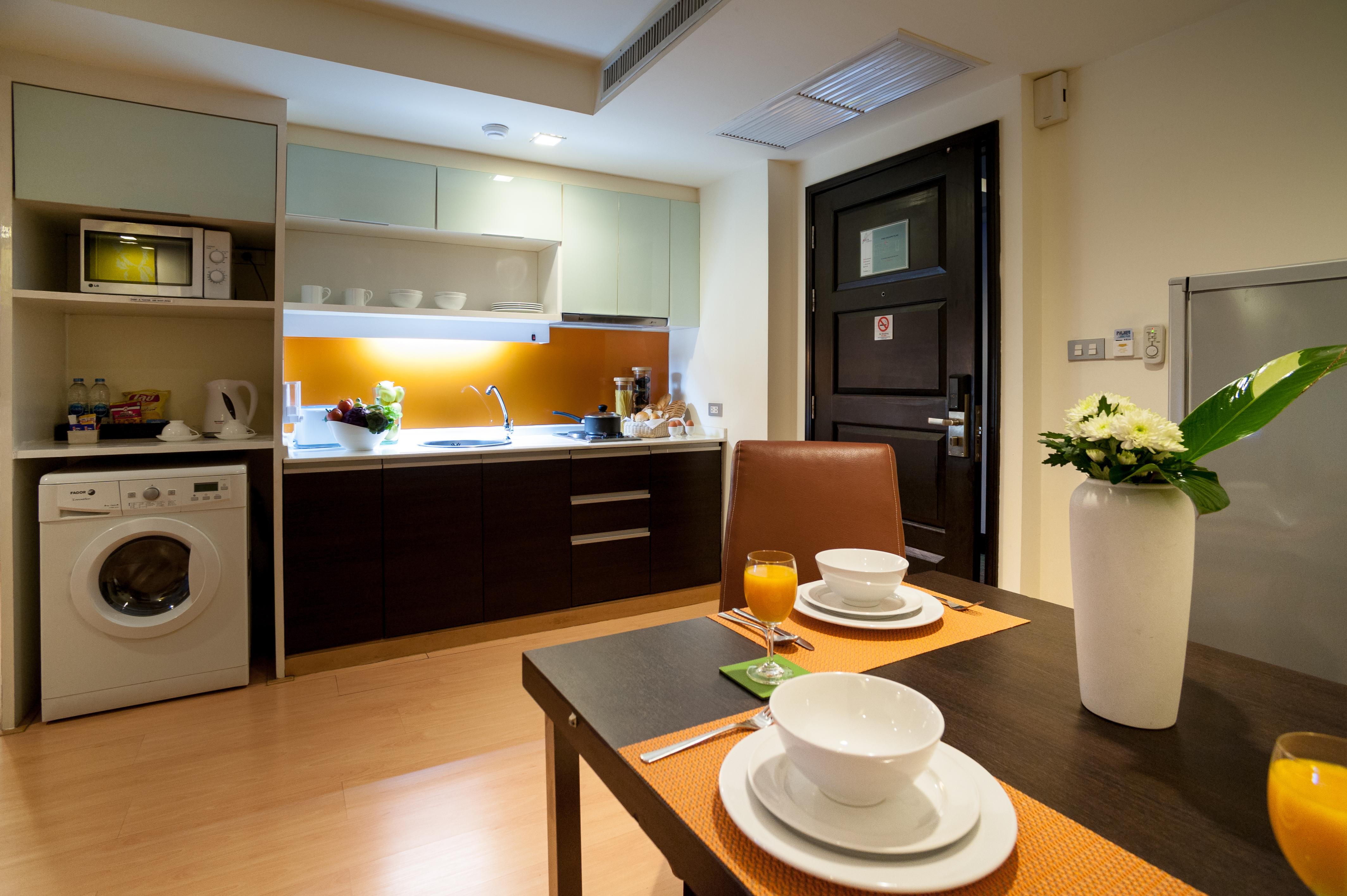 Aspen Sukhumvit 2 Hotel 4*