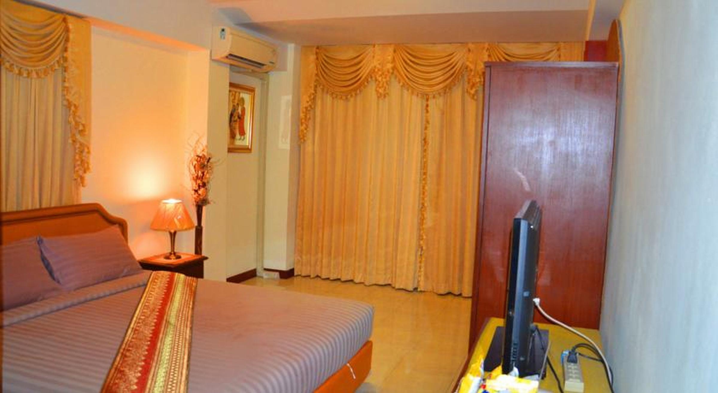 Silver Gold Garden, Suvarnabhumi Airport Hotel Bangkok