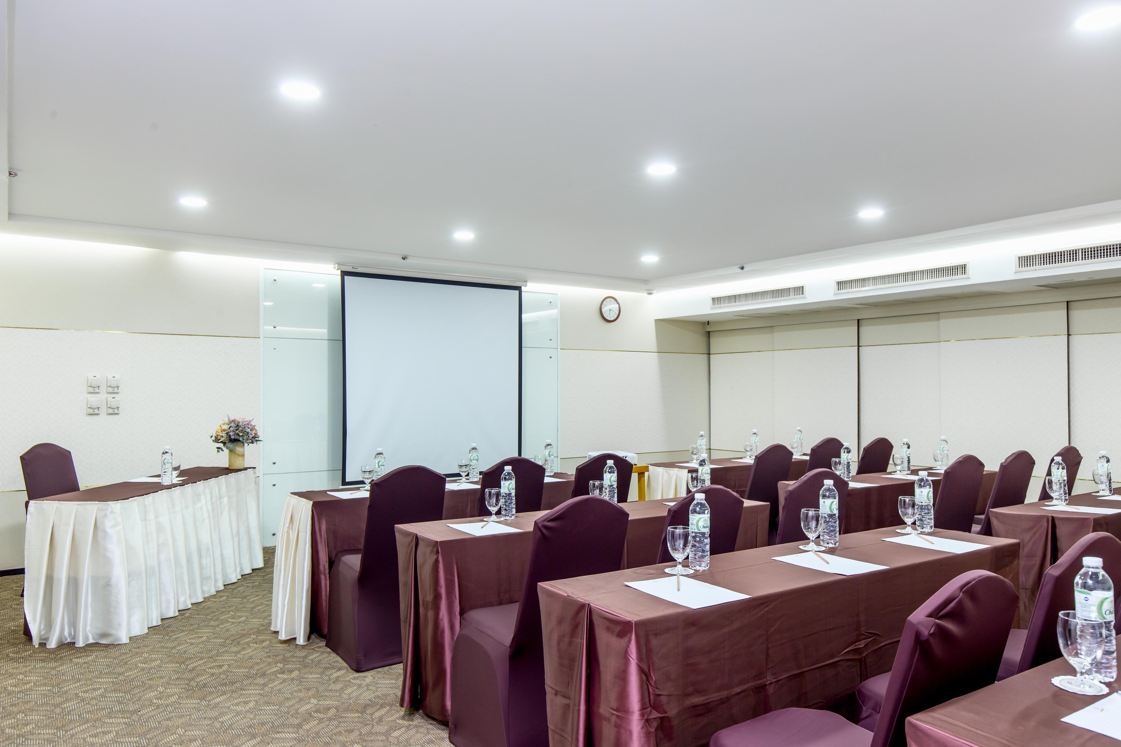 Hotel Riverfront 4*