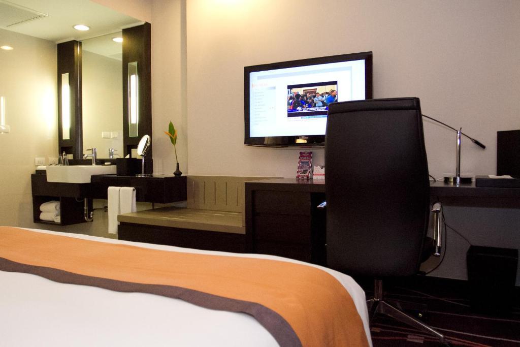 Radisson Sukhumvit - Sha Extra Hotel 4*