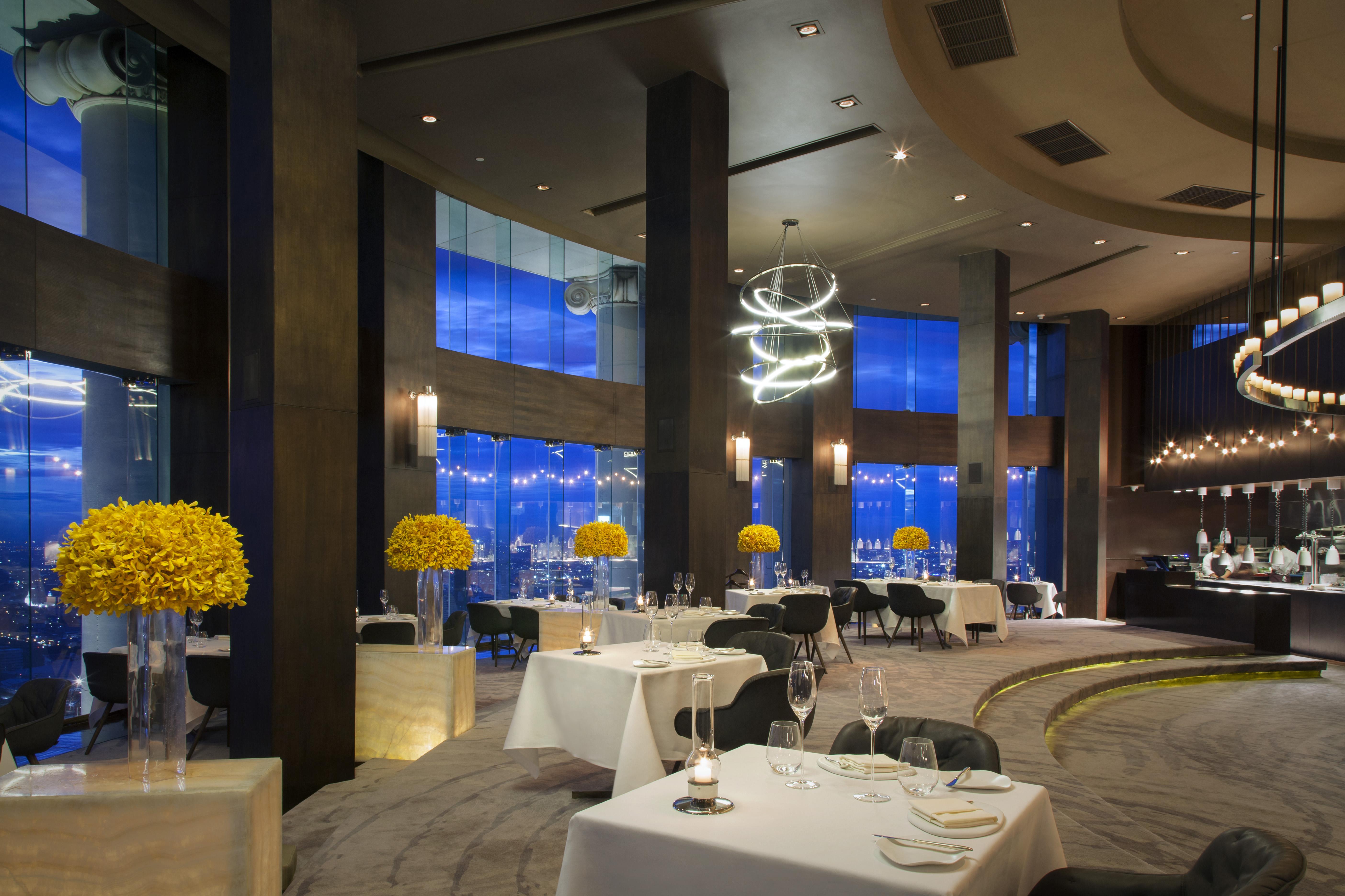 Hotel Tower Club At Lebua 5*