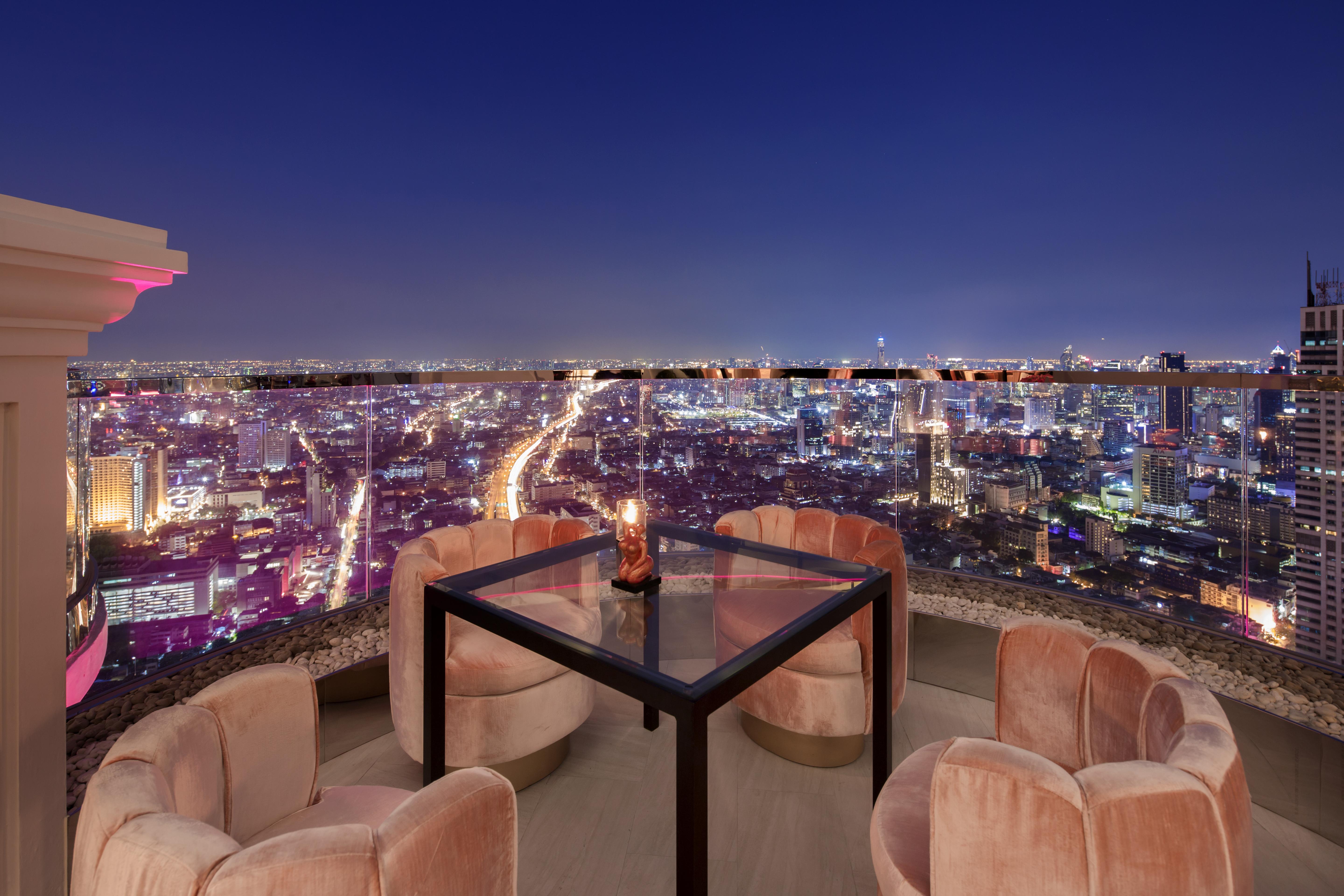Tower Club At Lebua 5*