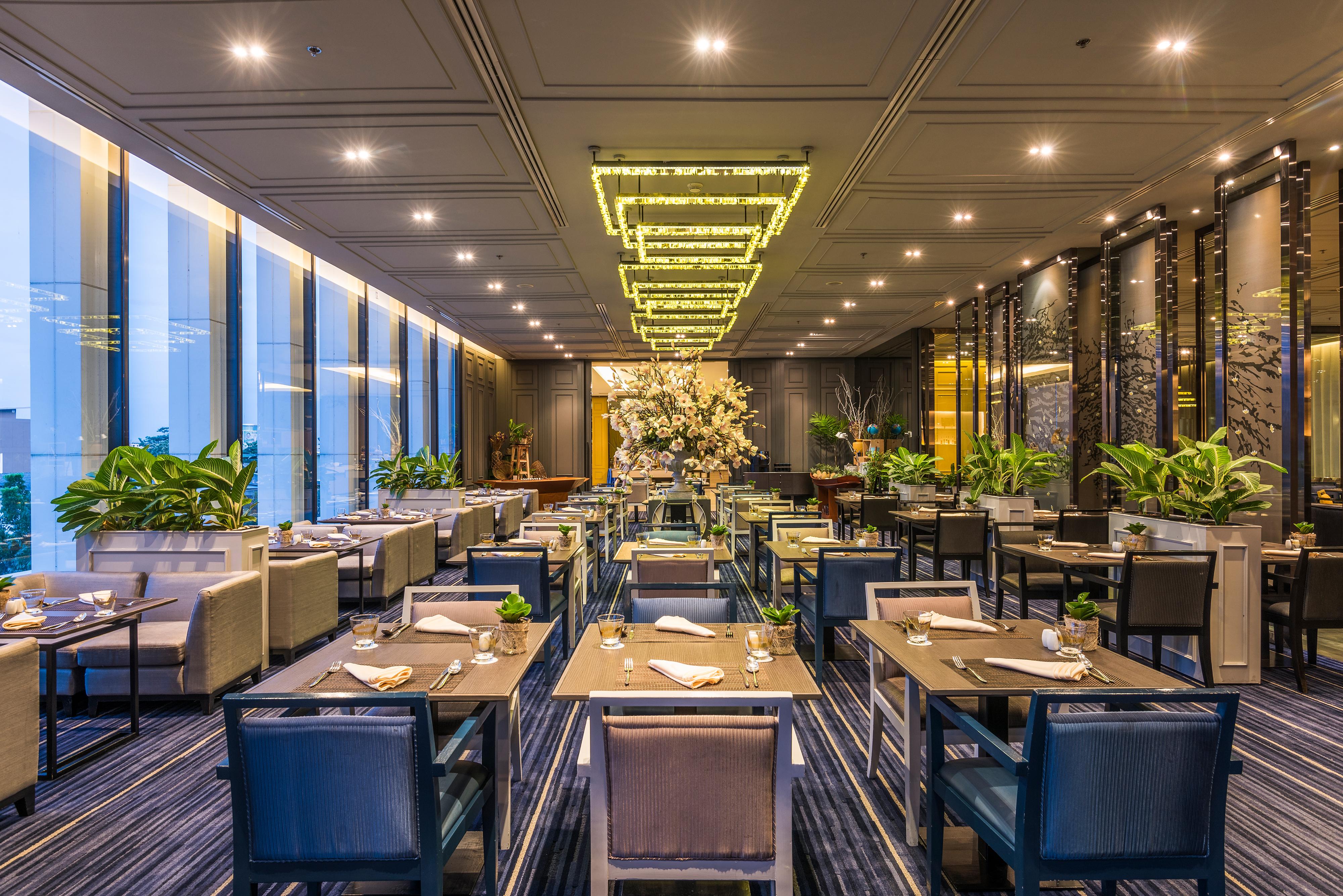 Chatrium Sathon 4*