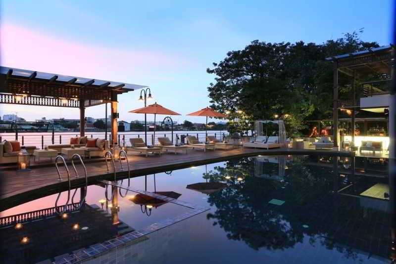 Riva Surya 4* Bangkok