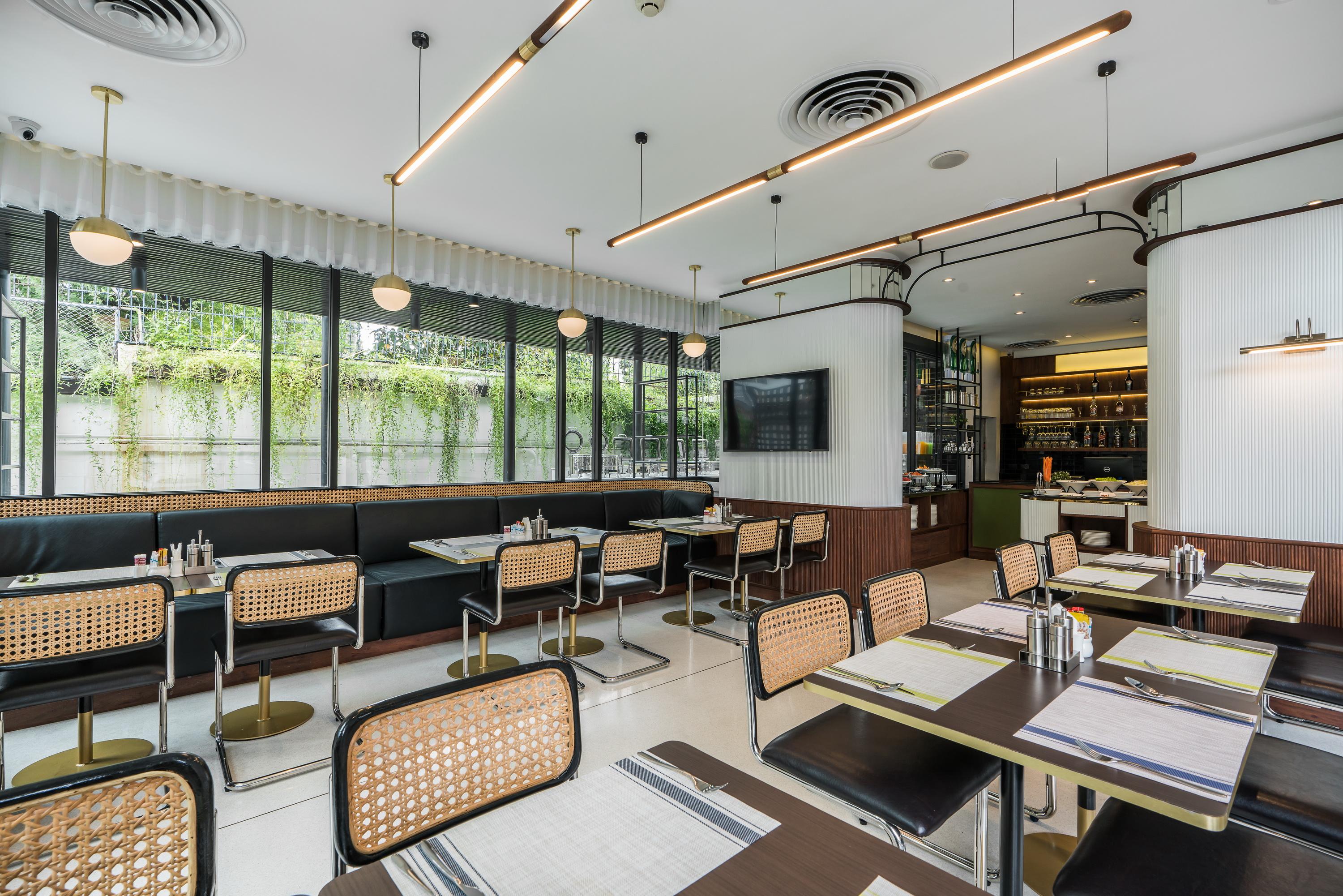 Amber Sukhumvit 85 Hotel Bangkok