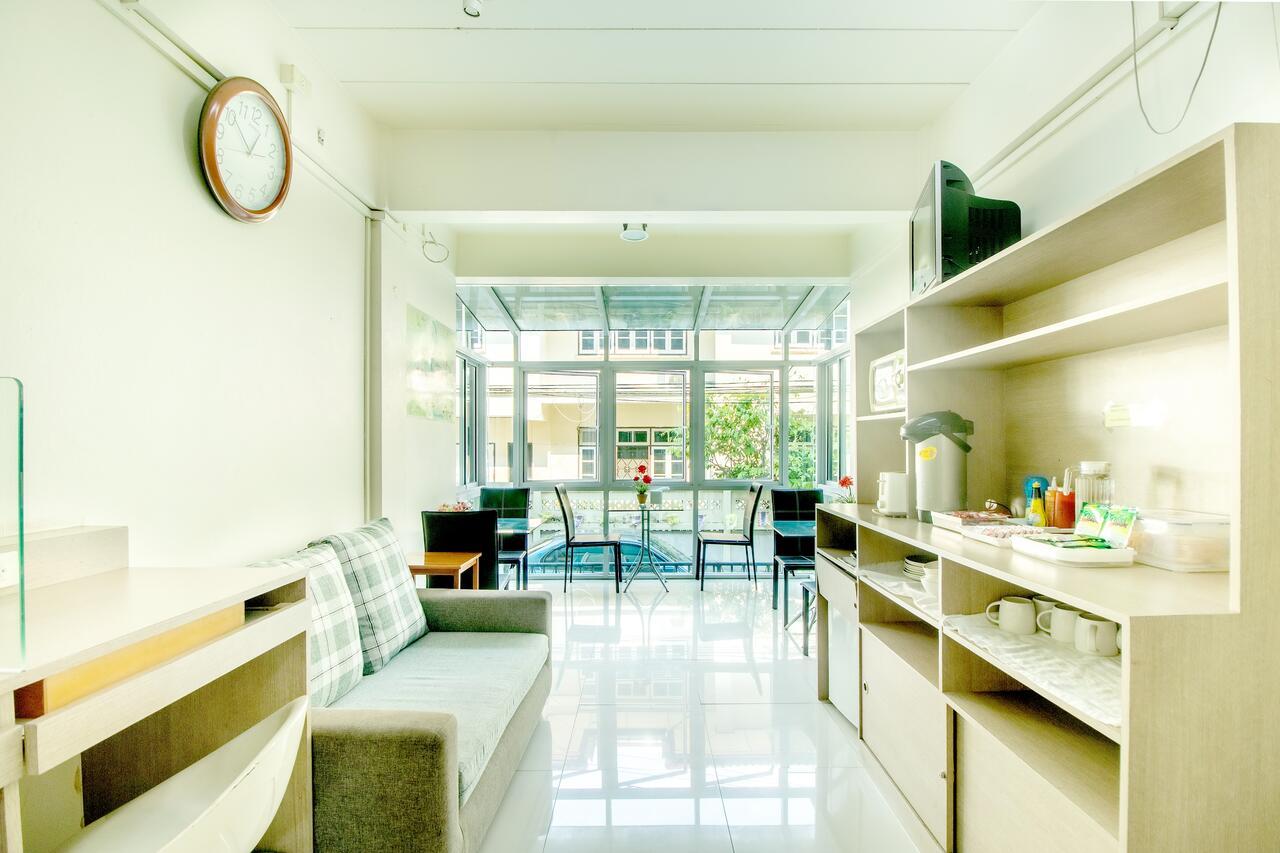 Riski Bangkok-noi - Wasit Aparthotel Bangkok