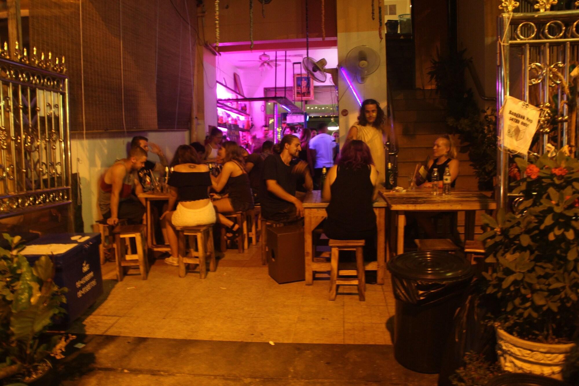 The Twins Hostel Bangkok