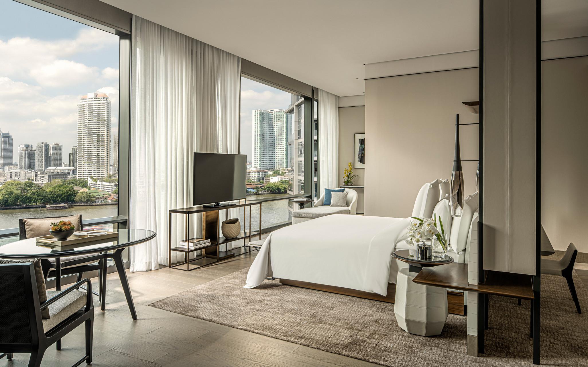 Four Seasons At Chao Phraya River 5*