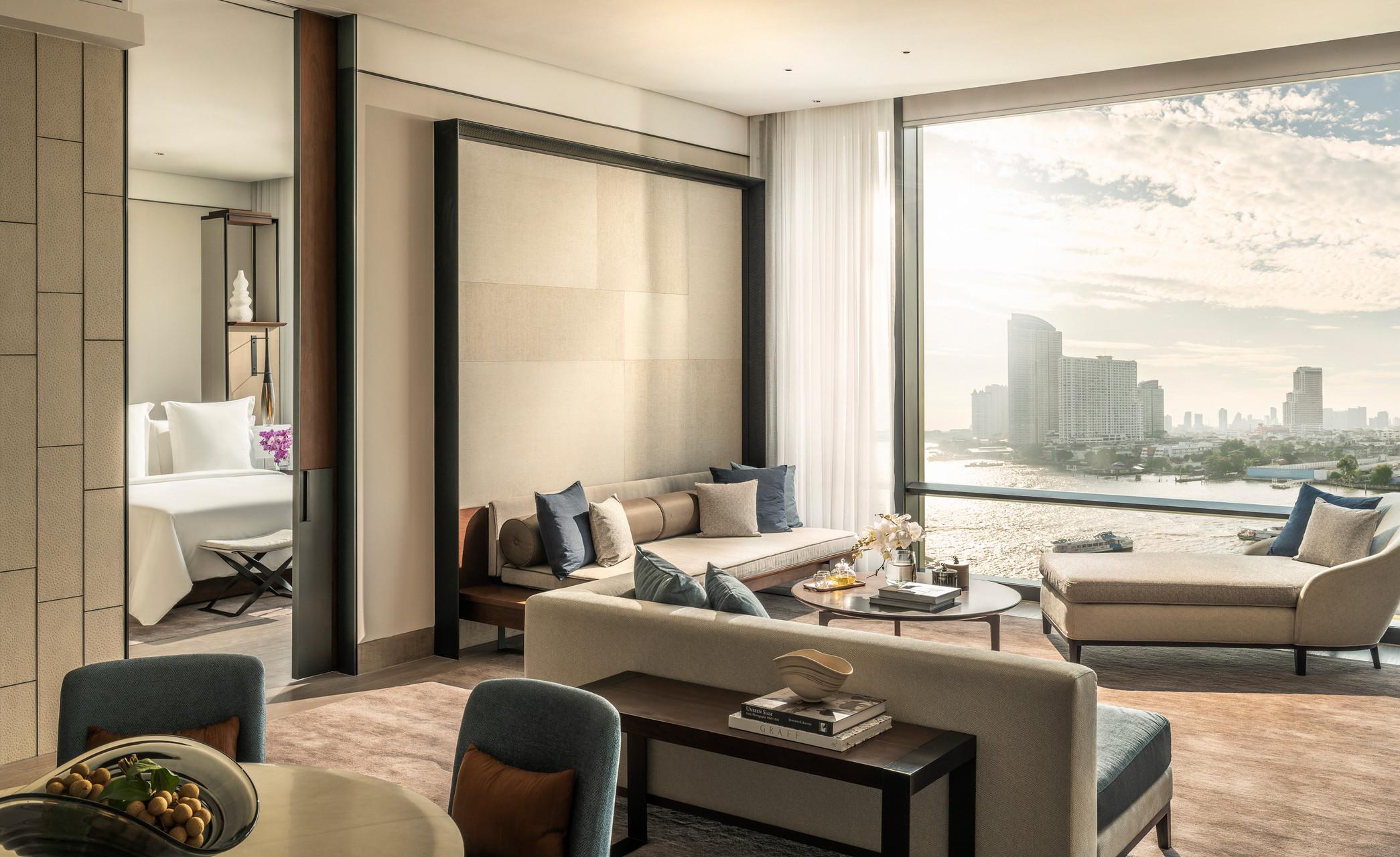 Four Seasons At Chao Phraya River Hotel