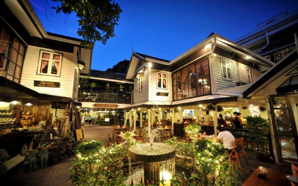 Silom Village Hotel Banguecoque