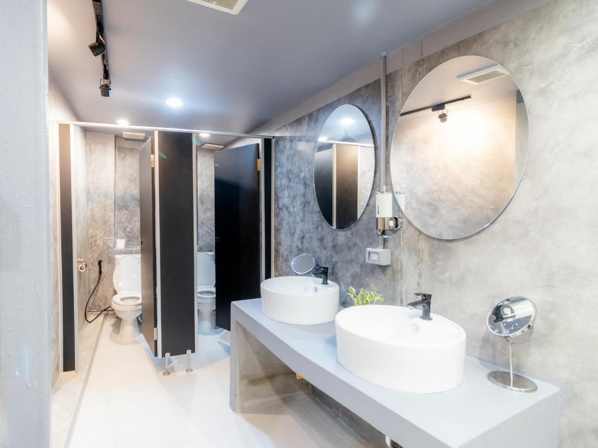 Khao San Social Capsule Hostel Bangkok