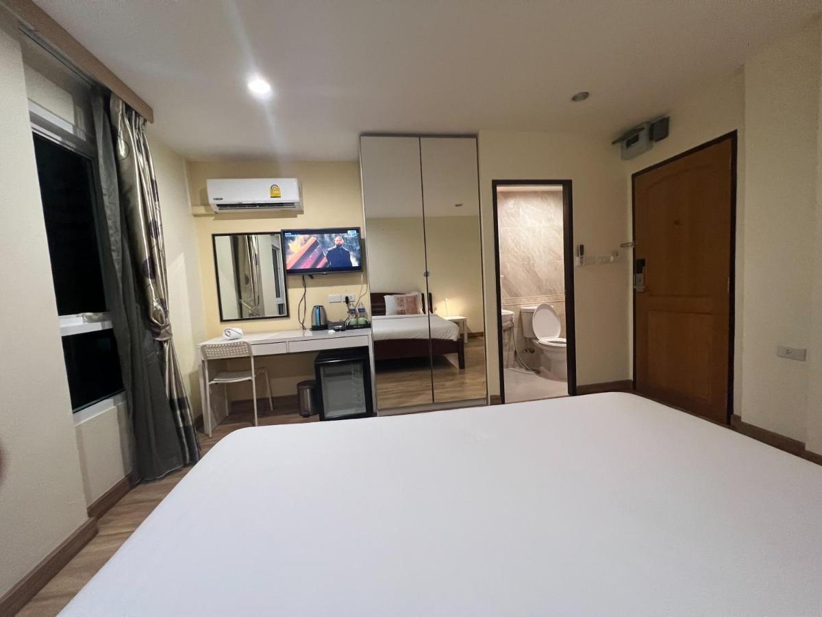 V Check Sukhumvit 22 Hotel 3*