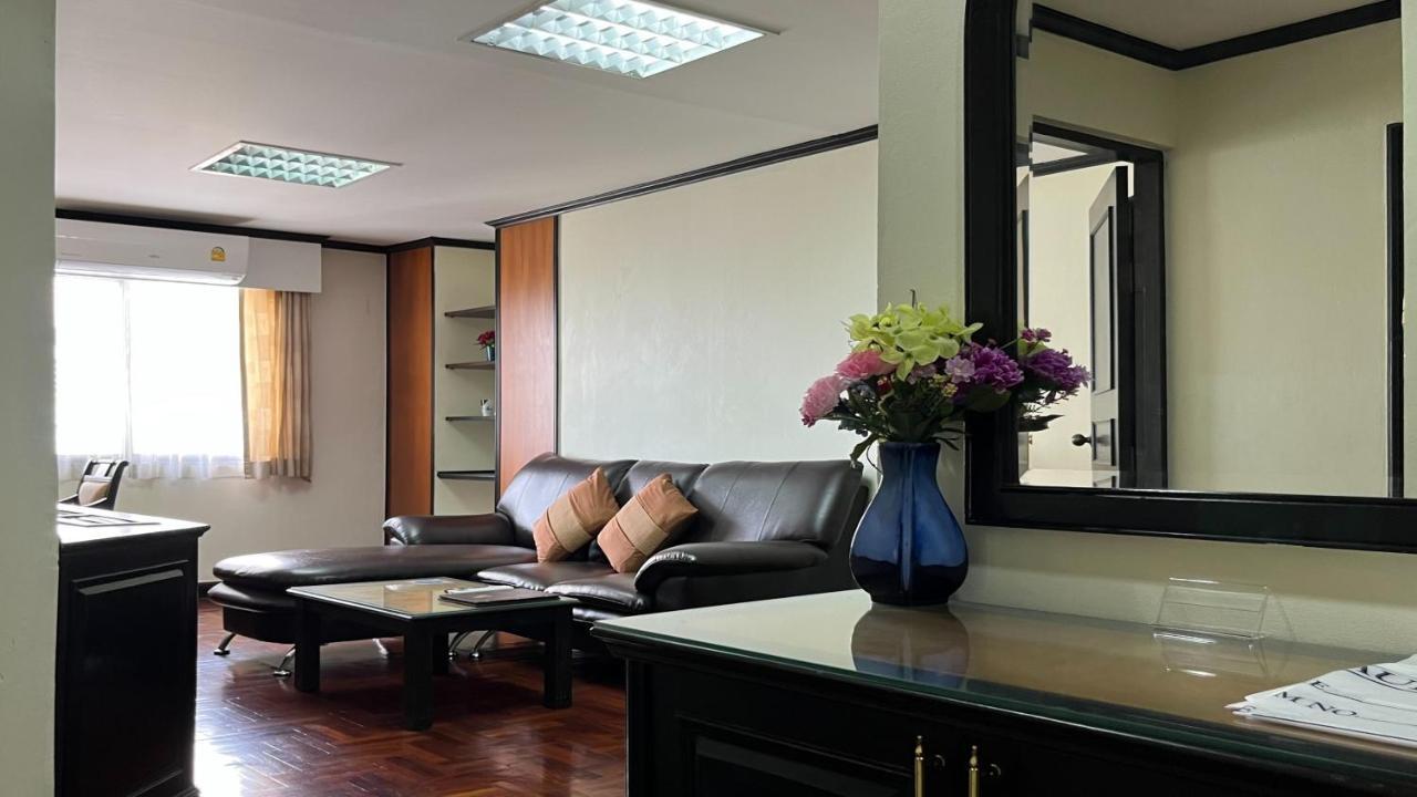 Yellow Ribbon Hills Boutique Aparthotel Bangkok