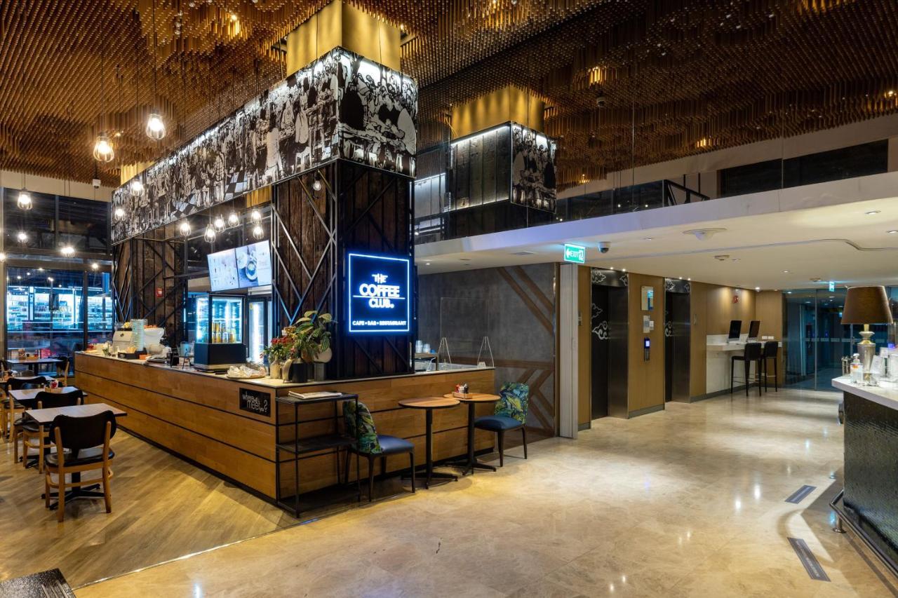 Express Sukhumvit 11 By Ihg Hotel 4*