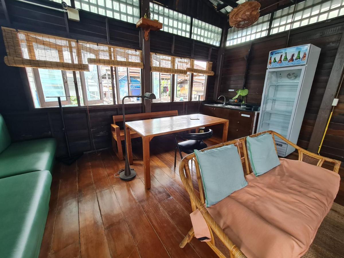 Non House บ้านนอนโฮสเทล