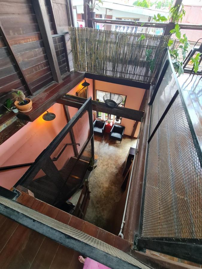 Non House บ้านนอนโฮสเทล *