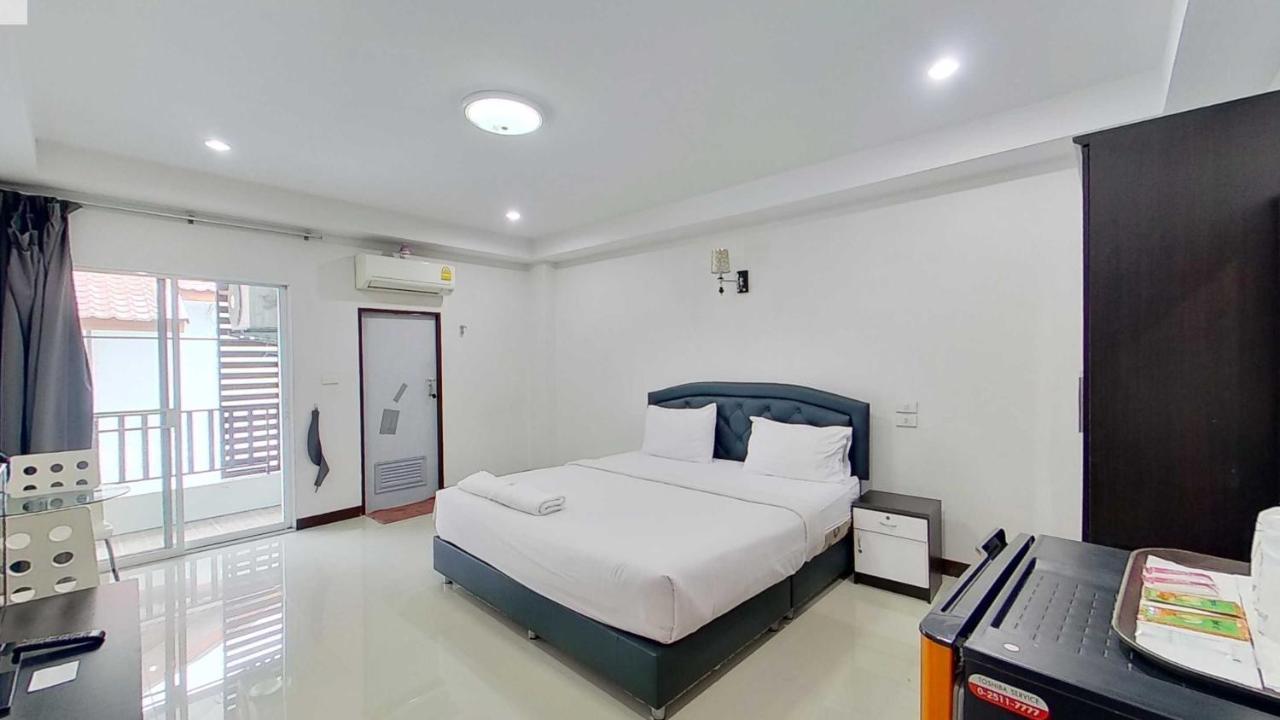 Hostel Grand Airport *
