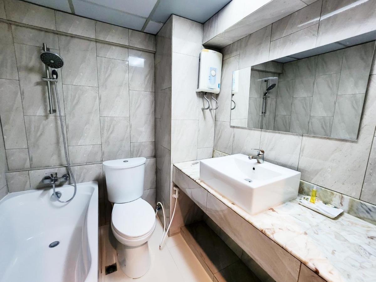 Watana Hotel