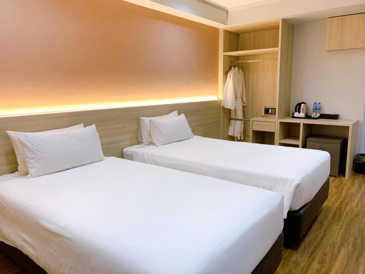 Miloft Sathorn - Sha Certified Hotel