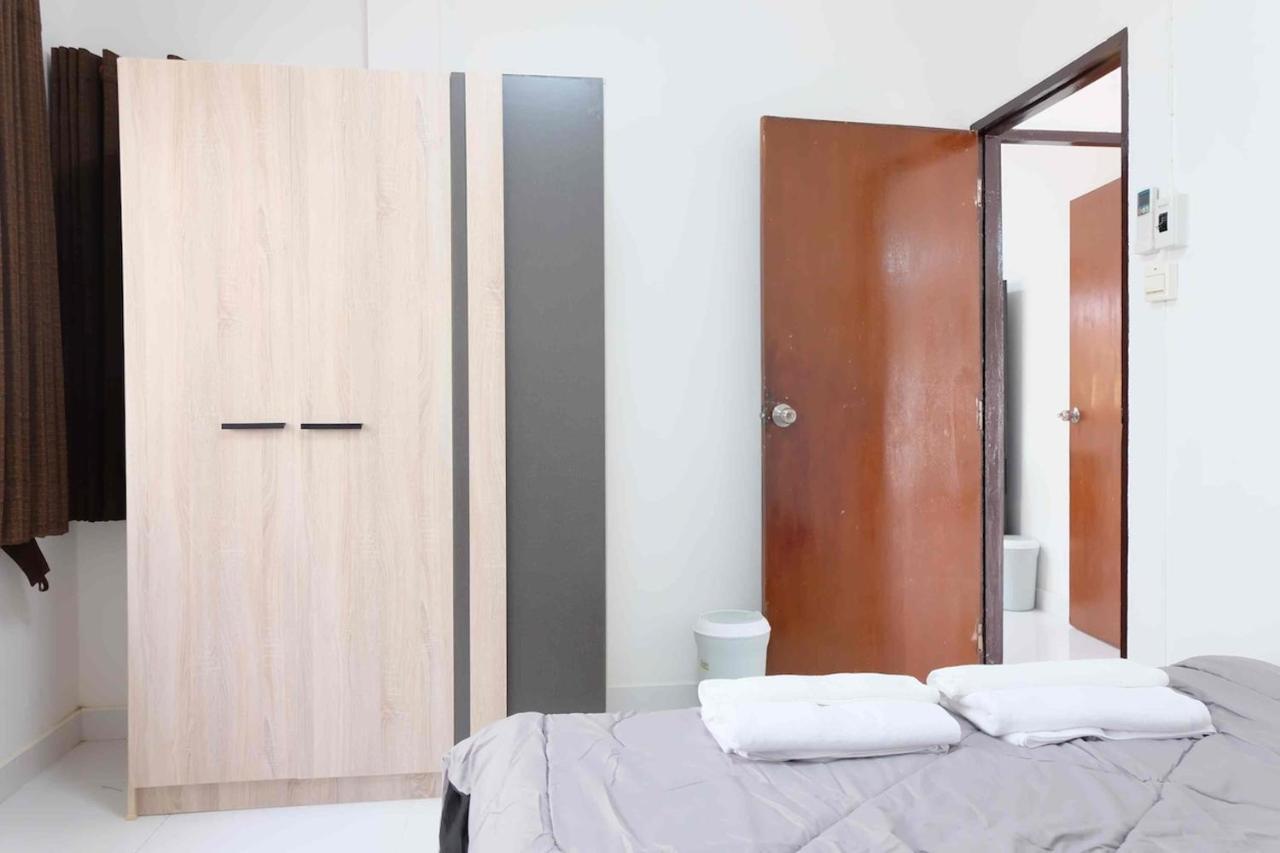 Chatuchak Art & Nature House Holiday home