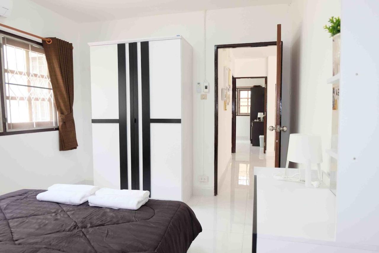Chatuchak Art & Nature House Holiday home