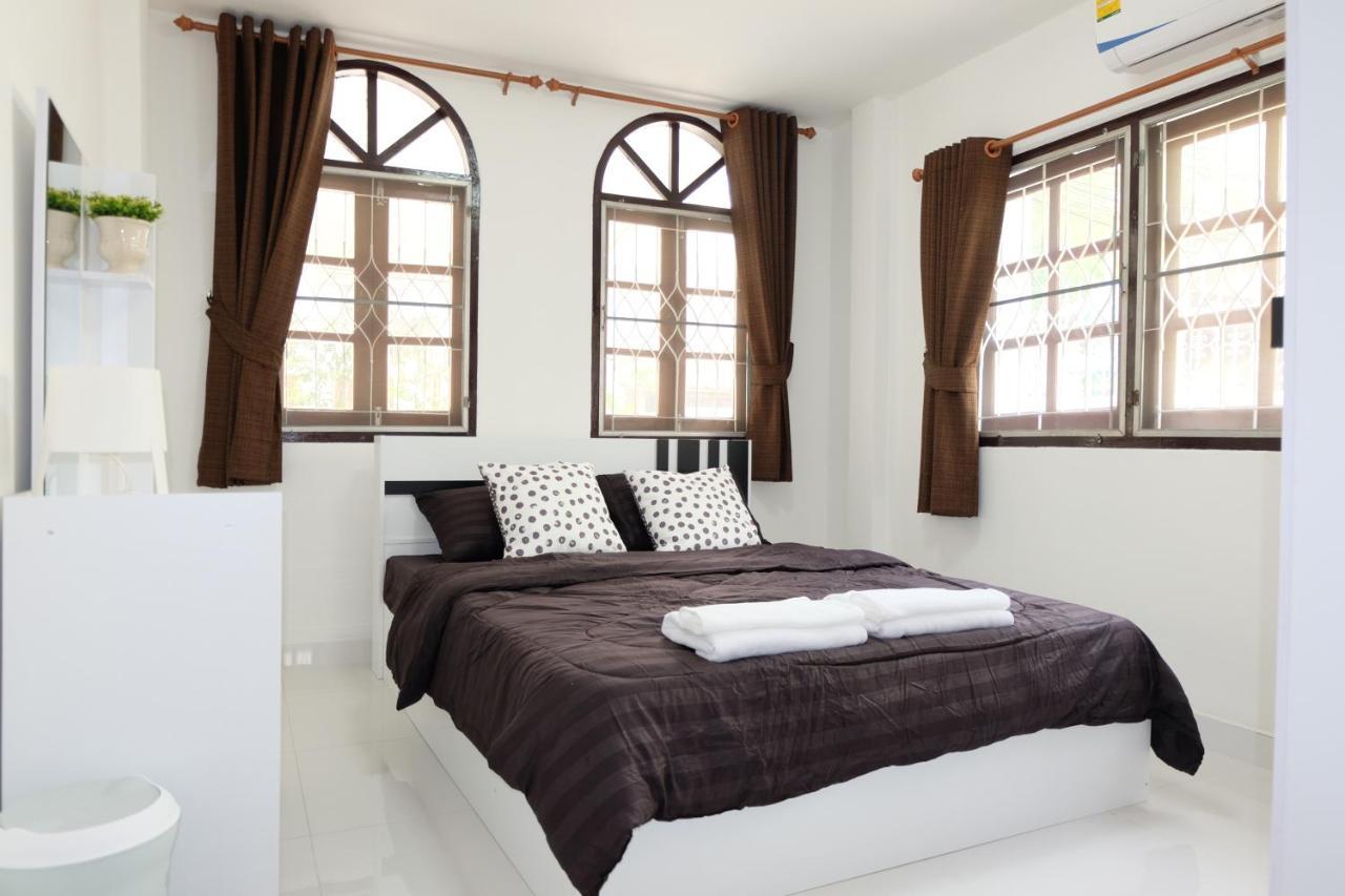 Chatuchak Art & Nature House Holiday home *