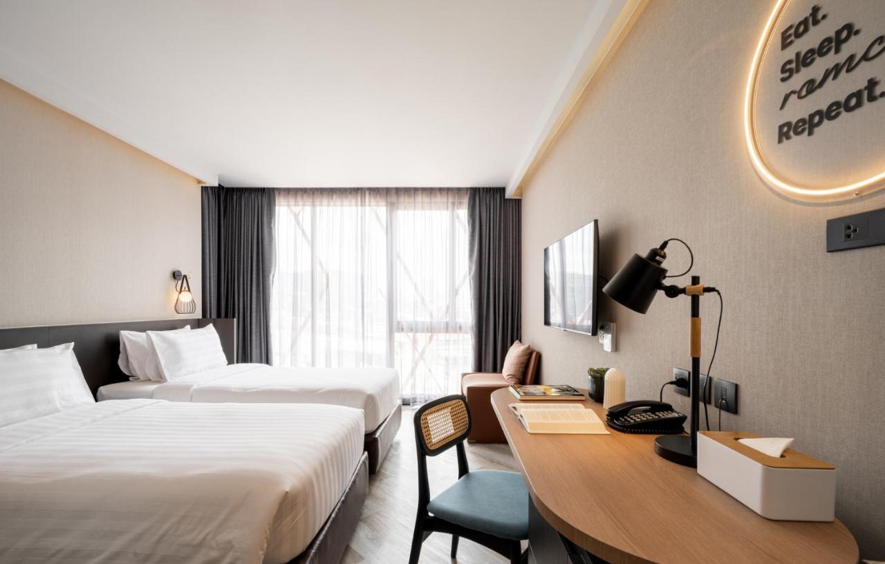 Seekers Finders Rama Iv Surestay Collection By Bw Hotel Bangkok