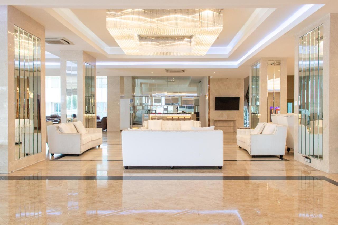 Avana And Convention Centre Sha Extra