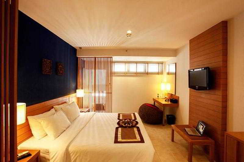 The Embassy Sathorn