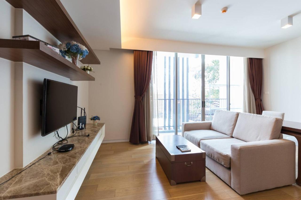 Rumah liburan 5 Stars 1 Bedroomtub Bathshower Downtown Near Emquartier Shopping Mall Bangkok