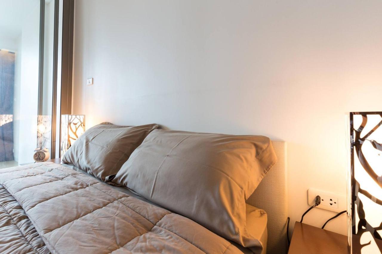 5 Stars 1 Bedroomtub Bathshower Downtown Near Emquartier Shopping Mall *