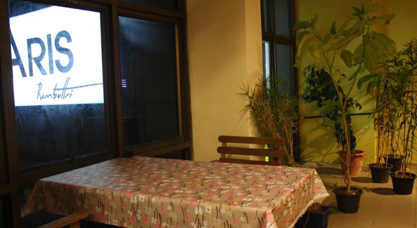 Hostel The Aris *
