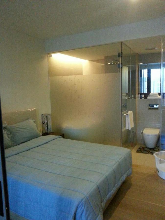 5 Stars 1 Bedroomtub Bathshower Downtown Near Emquartier Shopping Mall * Bangkok