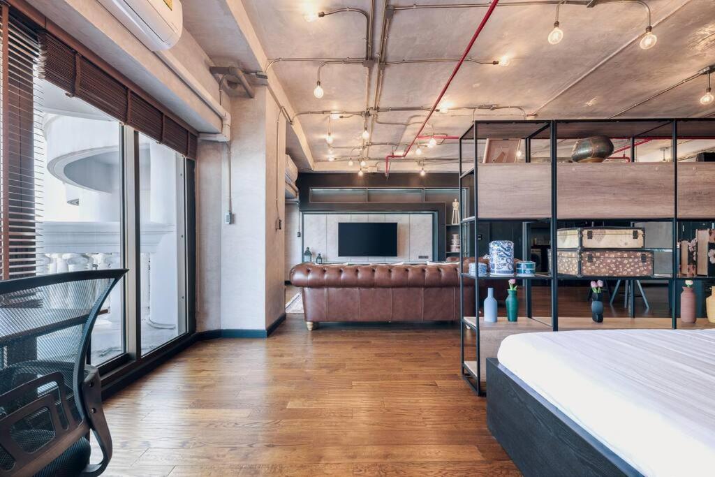 Pangsapuri Loft Style Skyline 100 Sq.m. Bangkok