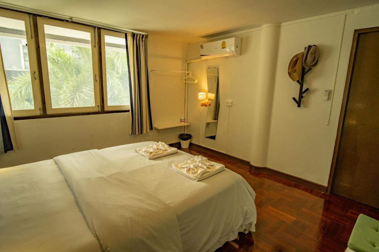 Home16 Sukhumvit16 *