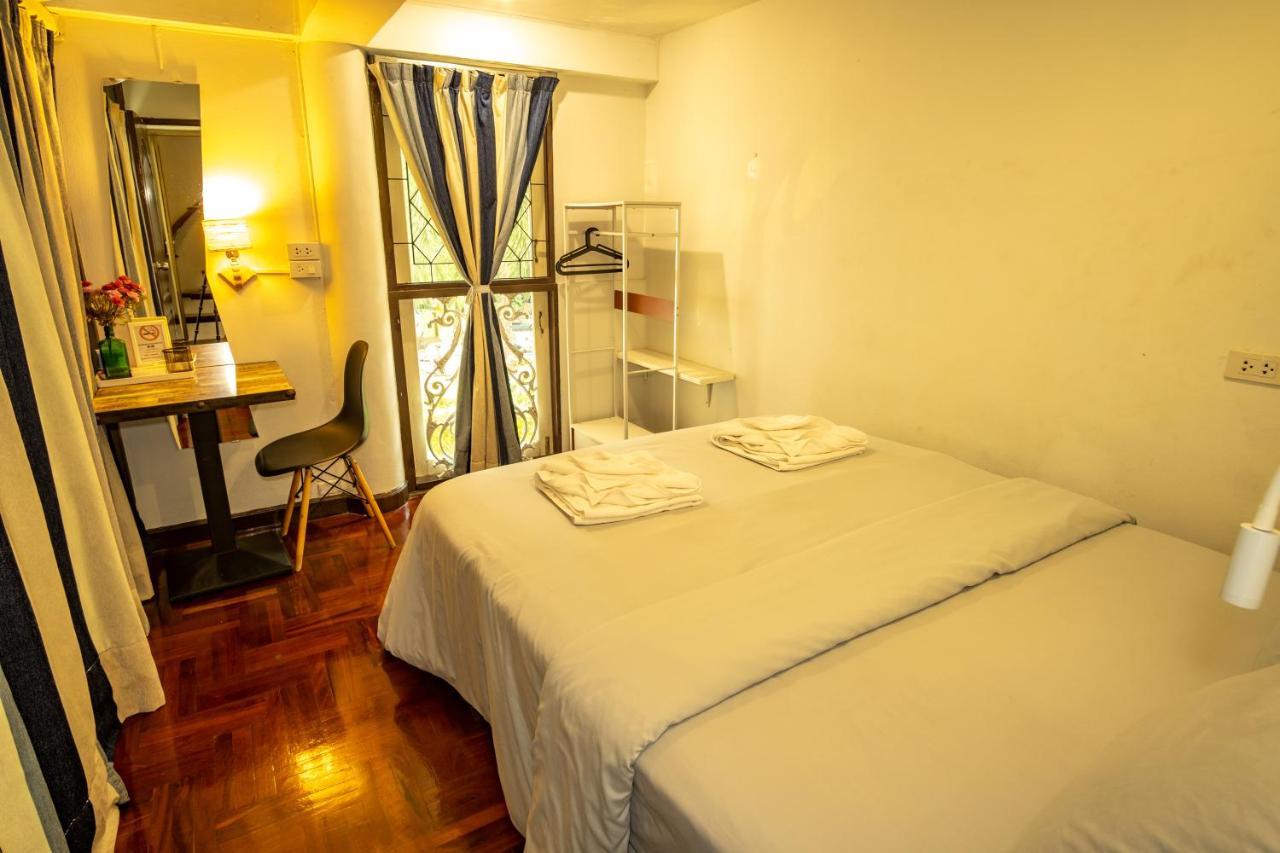 Home16 Sukhumvit16 *