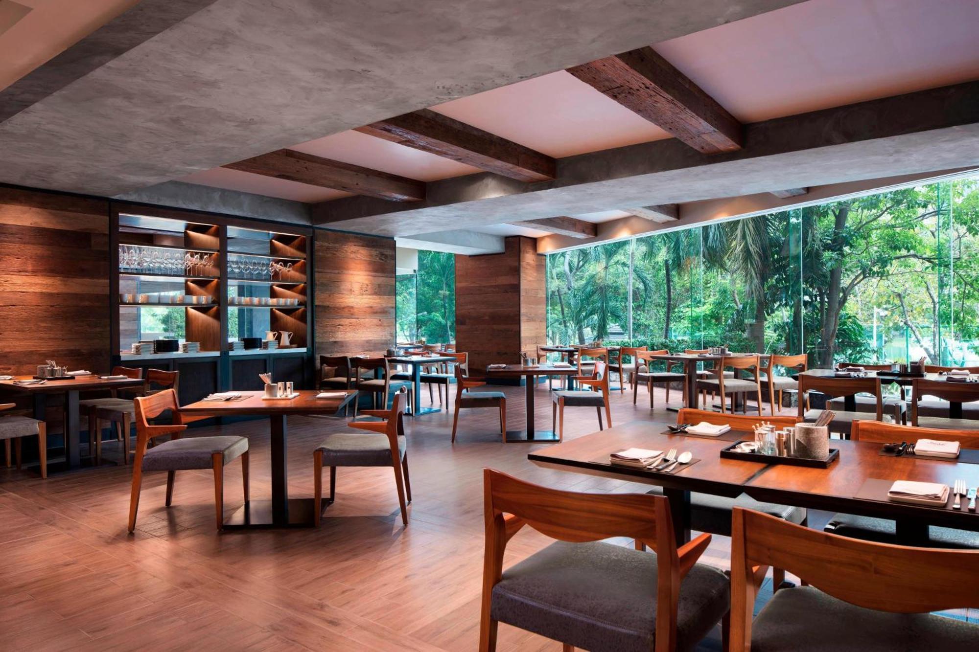 Hotel Bangkok Marriott Marquis Queens Park