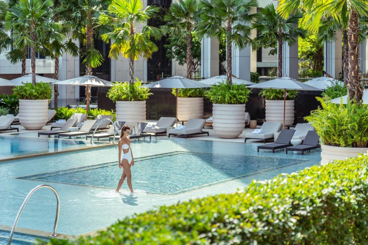 Four Seasons At Chao Phraya River