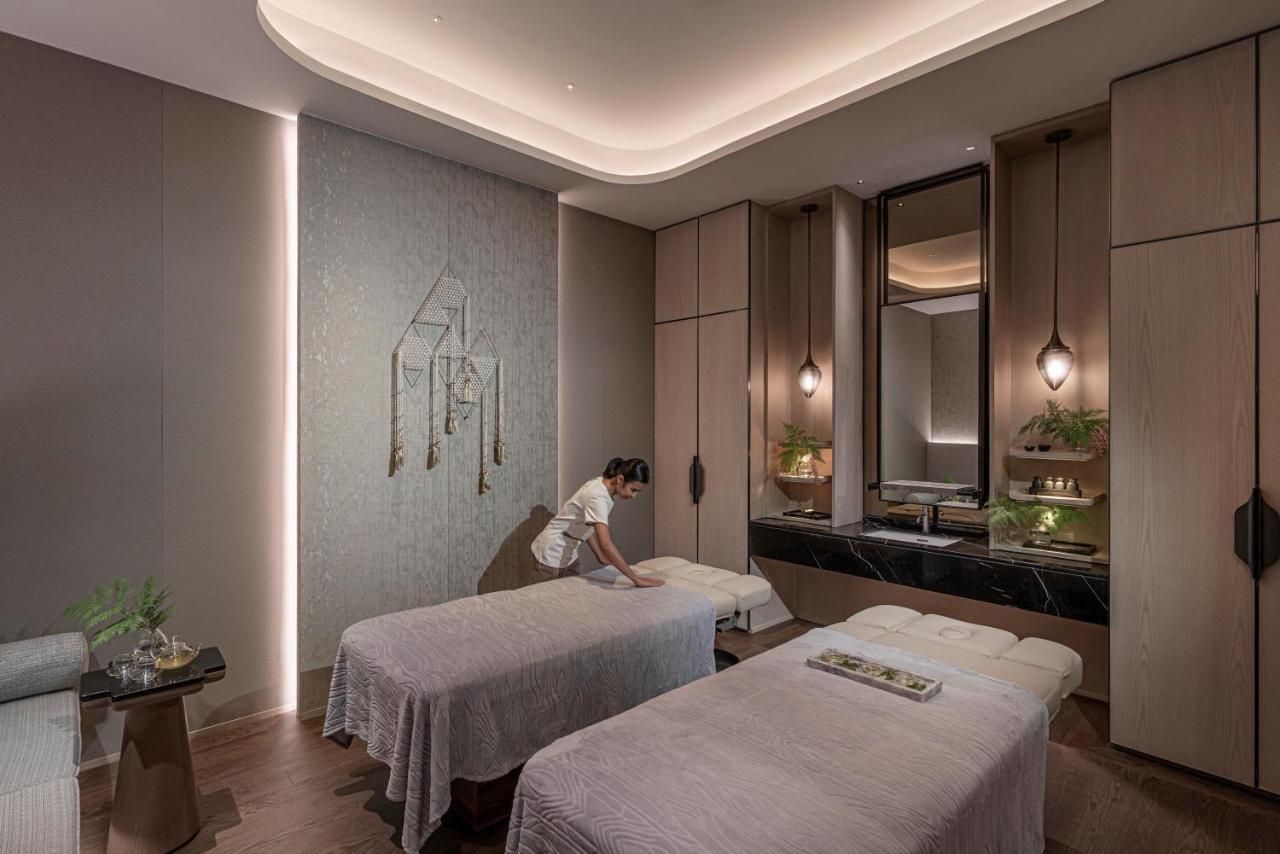 Four Seasons At Chao Phraya River Bangkok