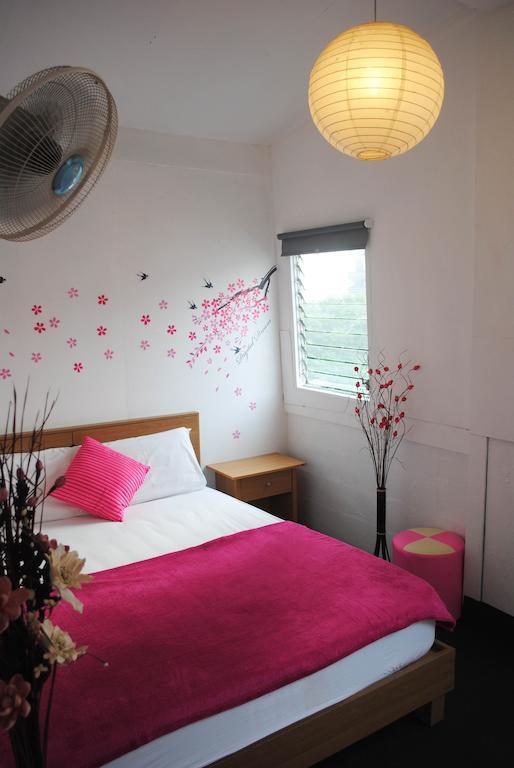 Pink Guest house *